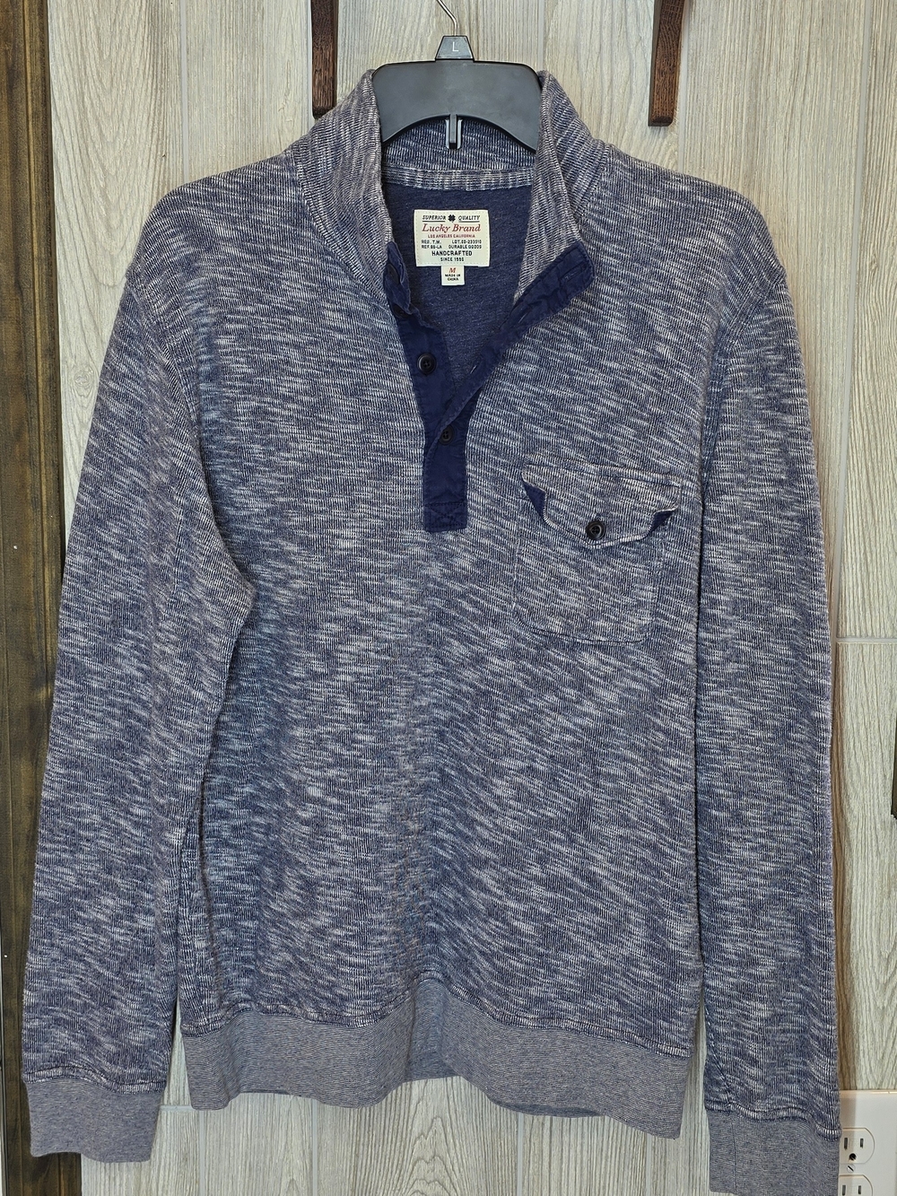 Lucky Brand Men's Navy Heathered V-Neck Pullover with Chest Pocket